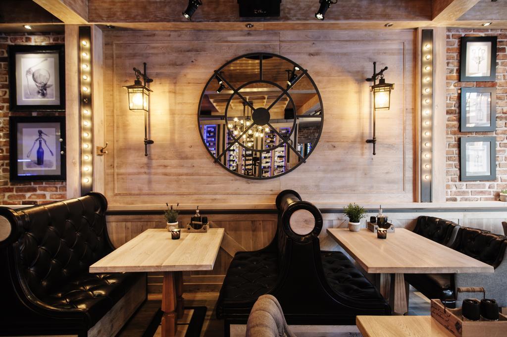 Apartamenty Chleb I Wino Gdaňsk Exteriér fotografie Interior of a restaurant